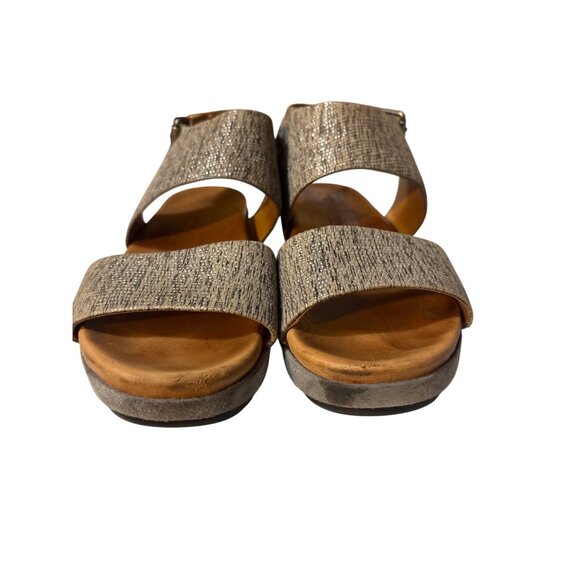 Gentle Souls Womens Strappy Leather Platform Sandals With Adjustable Buckle - Si - Picture 2 of 6